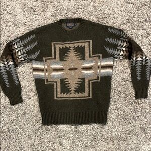 Pendleton Green Crewneck Sweater with Geometric Design